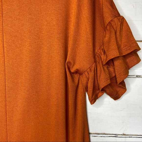 Adley Ruffle Sleeve Top - Picture 4 of 6